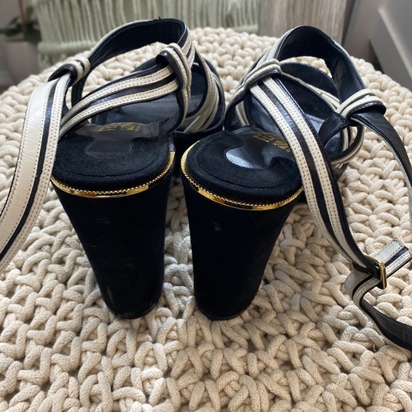 Ferragamo heels - Picture 10 of 13